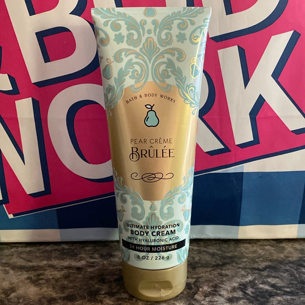 Bath & Body Works Pear Creme  Brulee